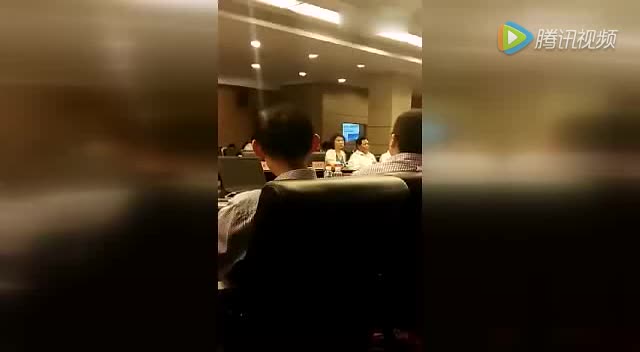 董明珠因股东大会没有掌声发飙：格力没亏待你们