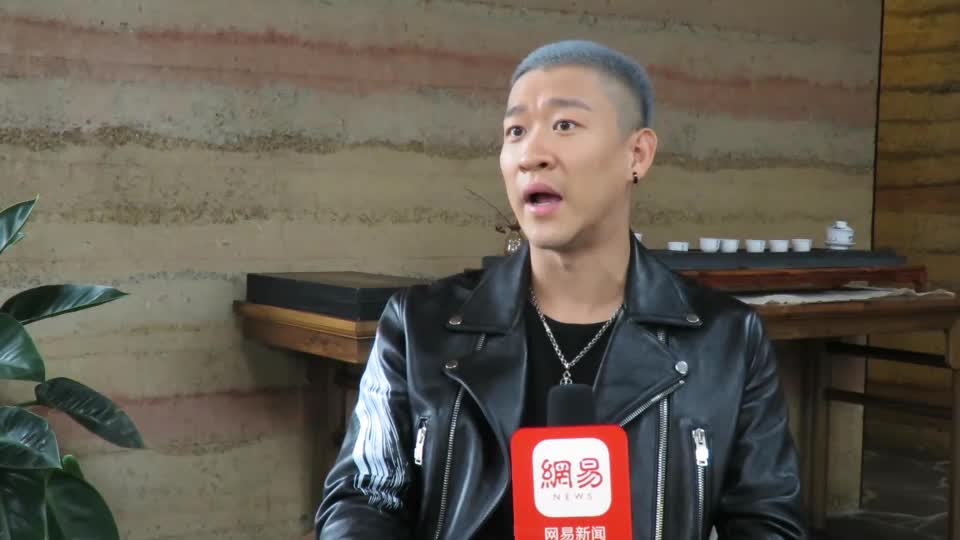 [星态度]曹云金：我的心很大 不在乎任何声音