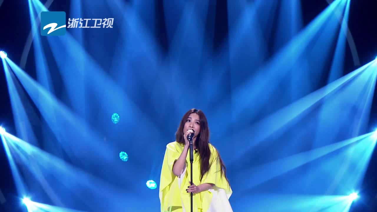 《梦想的声音》精彩预告：摇滚范儿的HEBE要登场