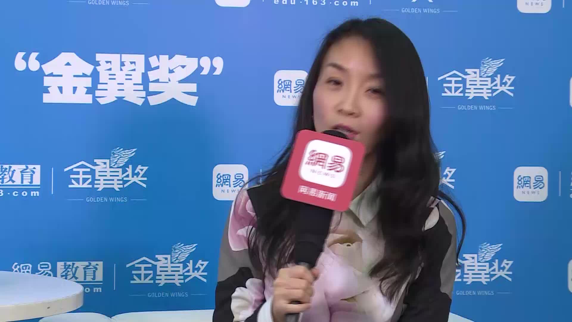 境华出入境服务有限公司总经理  李慧