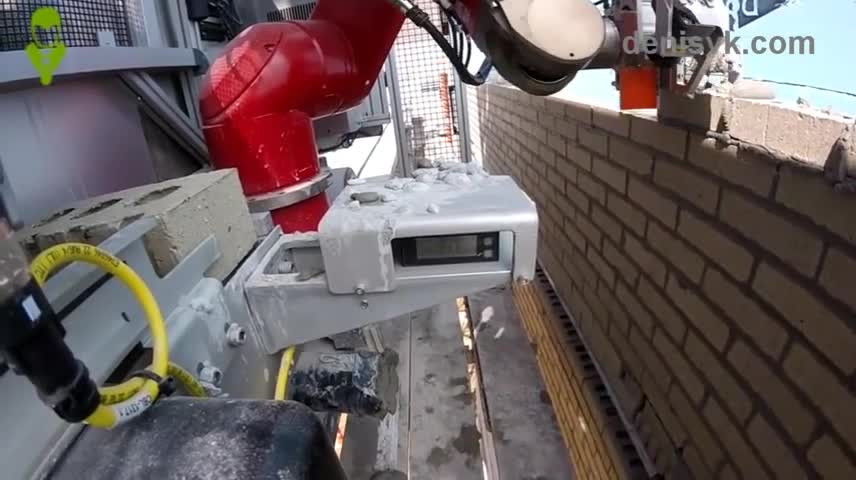 砌墙机器人每天铺3000块砖比建筑工人快六倍
