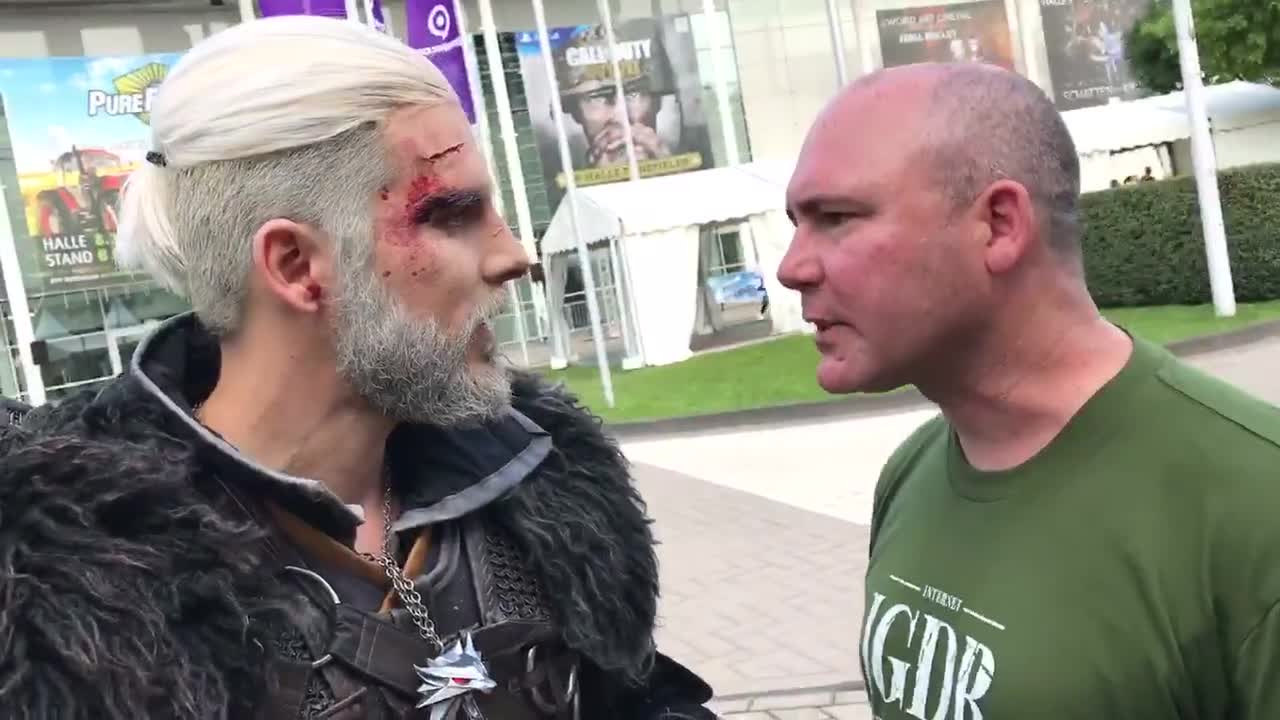 Maul Cosplay 与杰洛特配音者Doug Cockle