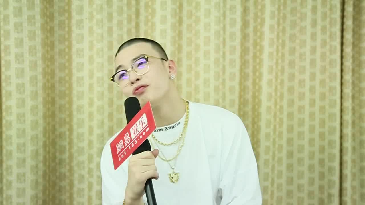 专访小白：喜欢走红的感觉