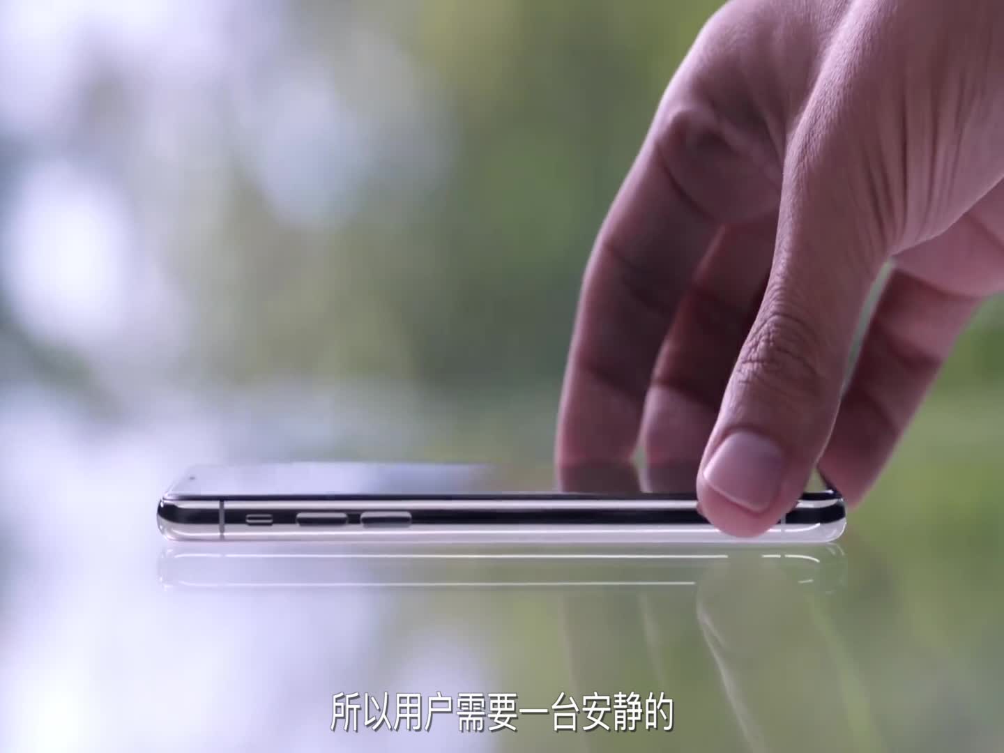 网易数码2017年终策划：冰冷背后的温暖