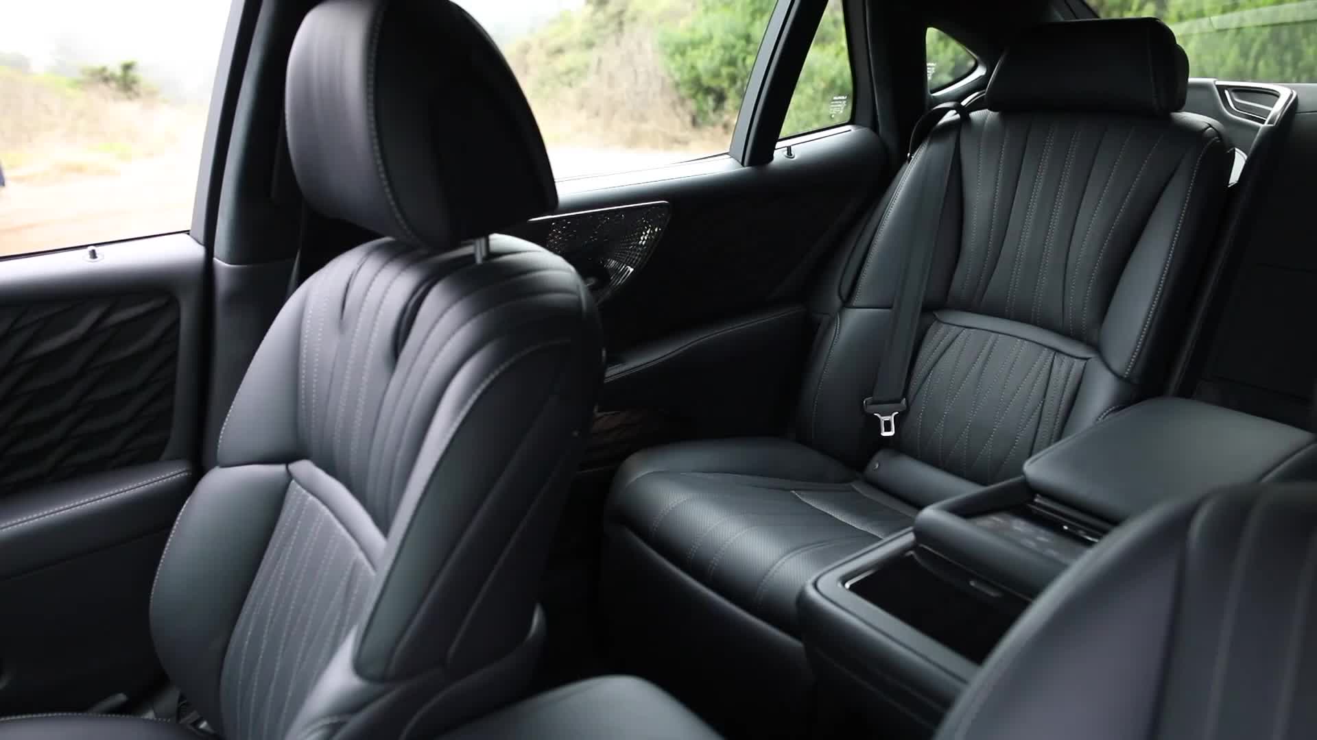 全新雷克萨斯ls_ottoman座椅演示